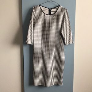 Size L Suzy Shier Cream and black dress